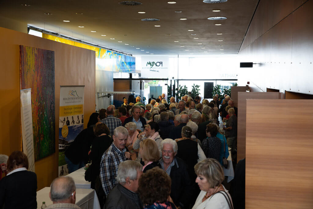 bei den Ausstellern